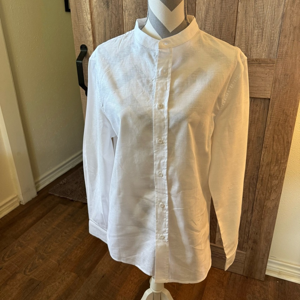 NWOT large white linen blend women’s rounded mandarin collar button up shirt top